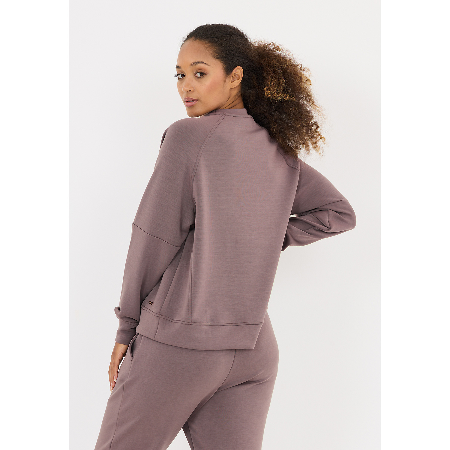 Damen Athlecia Terra