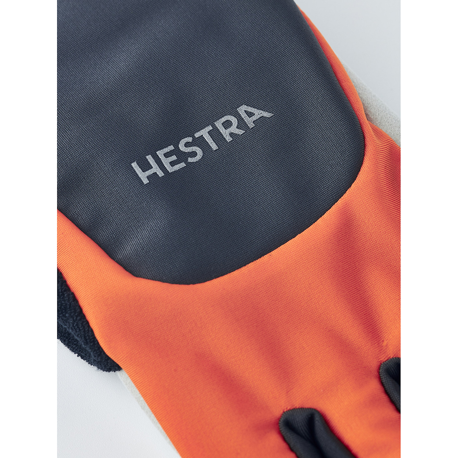Unisex Hestra Grau
