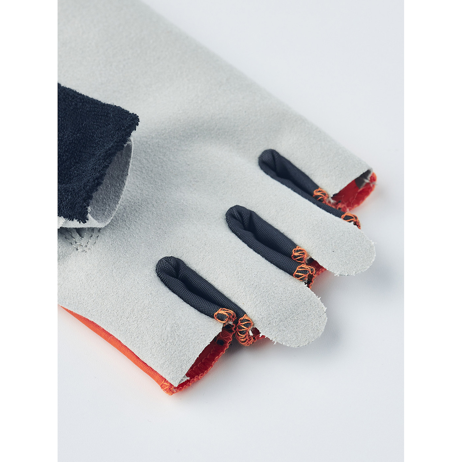 Unisex Hestra Grau