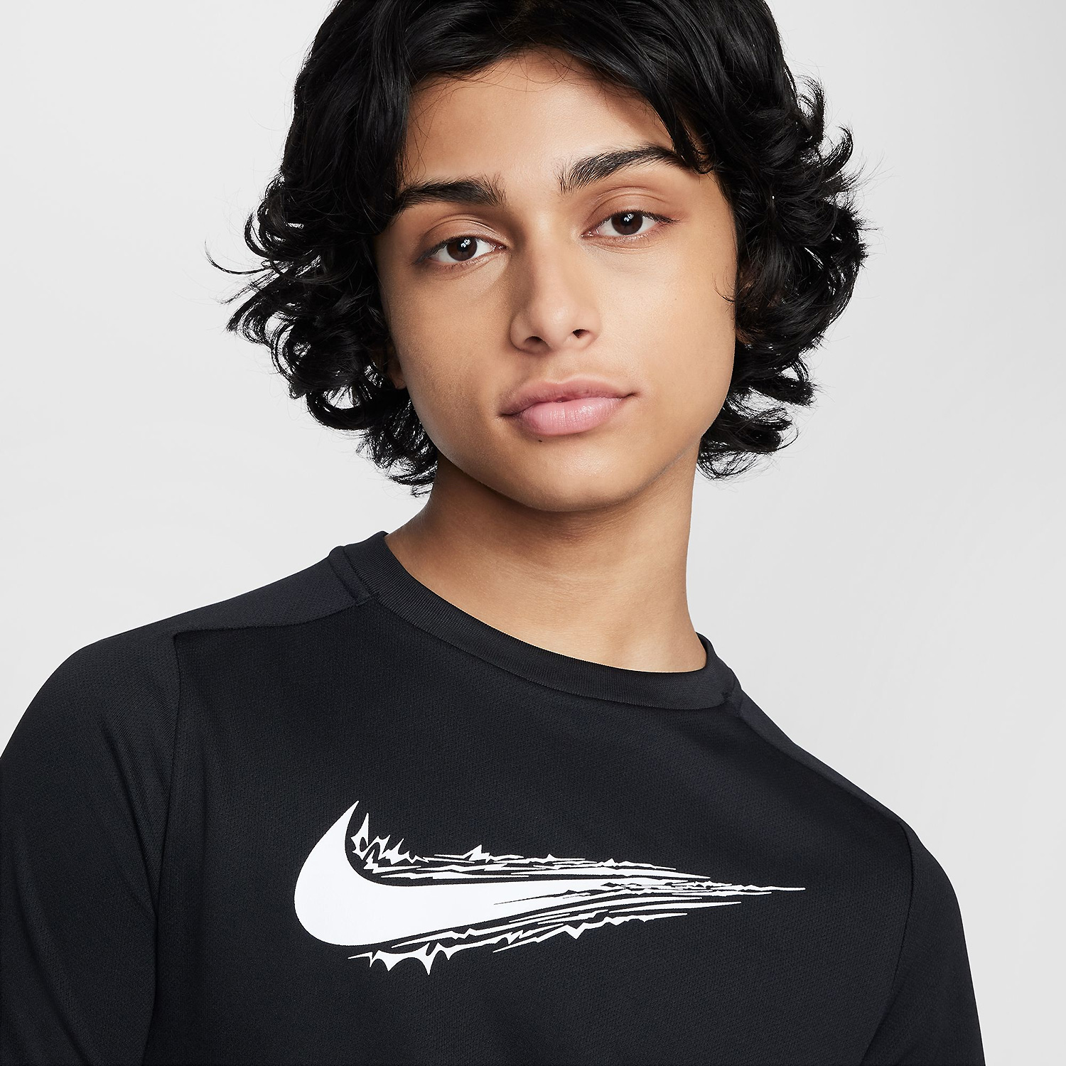 Kinder Nike Schwarz B NK DF MULTI SS TOP HBR 010 M Hemd