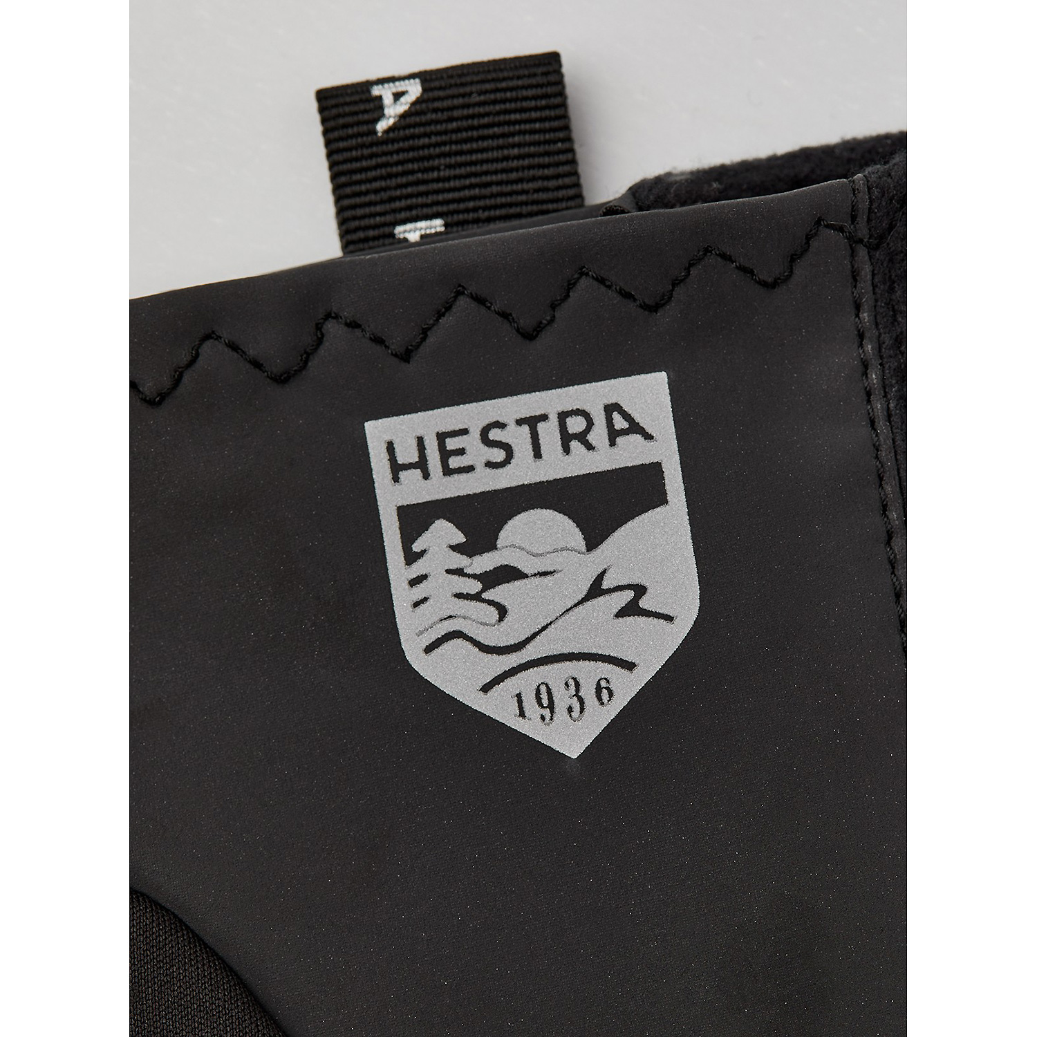 Unisex Hestra Grau