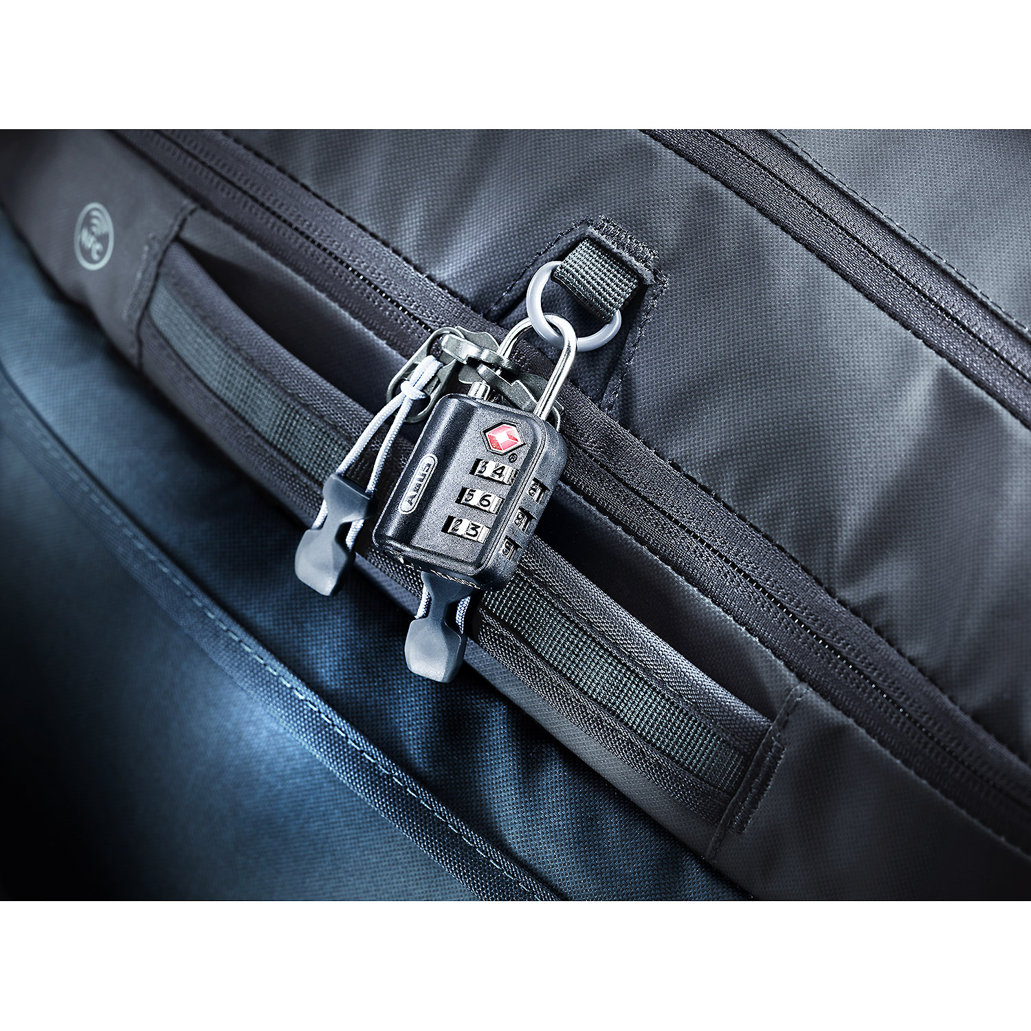 Unisex Deuter Schwarz Zip Wallet 3025 - Kleintasche