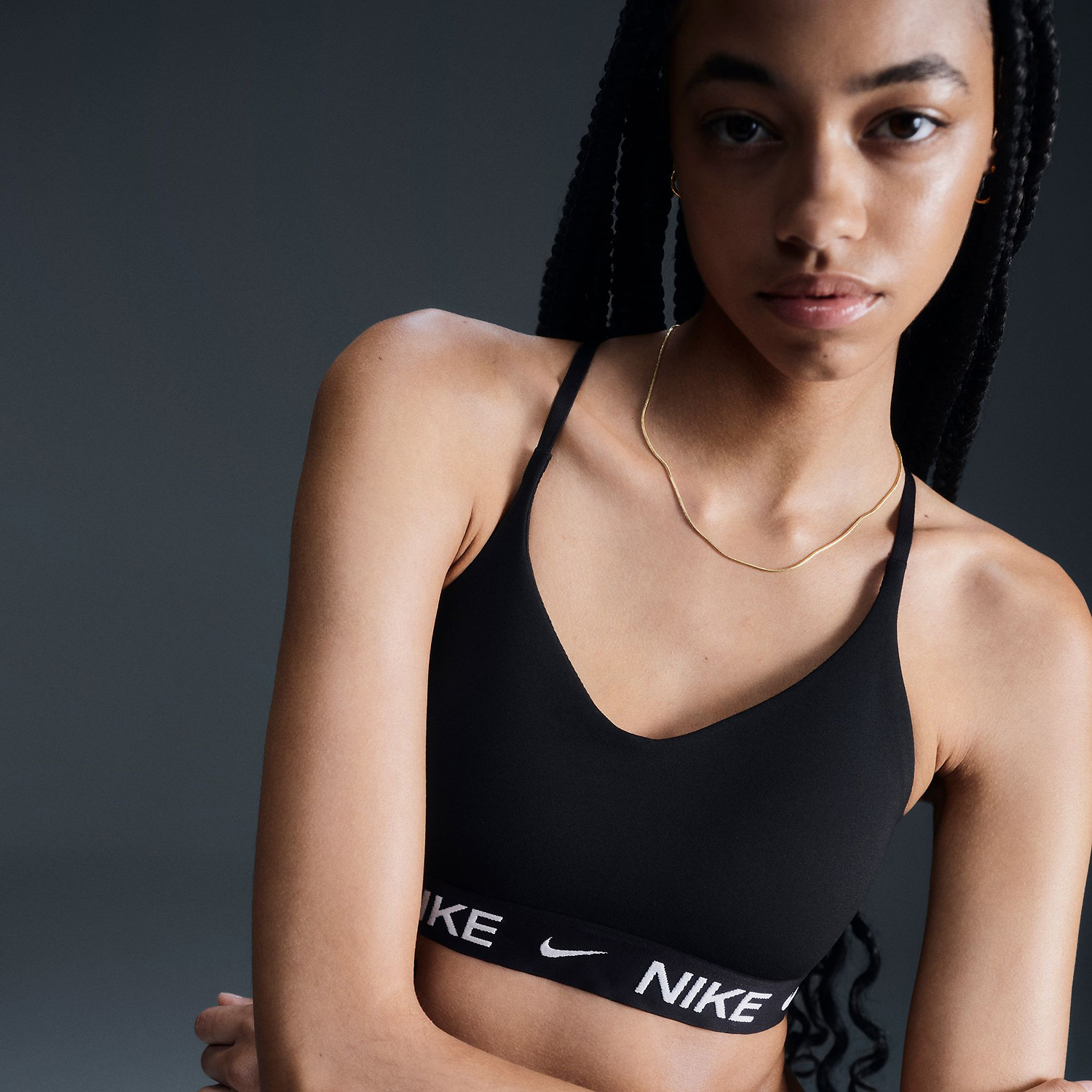 Damen Nike Silber W NK DF INDY LGT SPT BRA 011 S Shirt