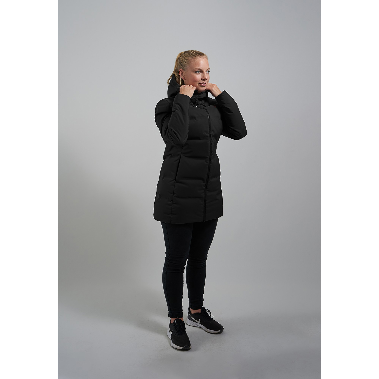 Damen Y by Nordisk Schwarz