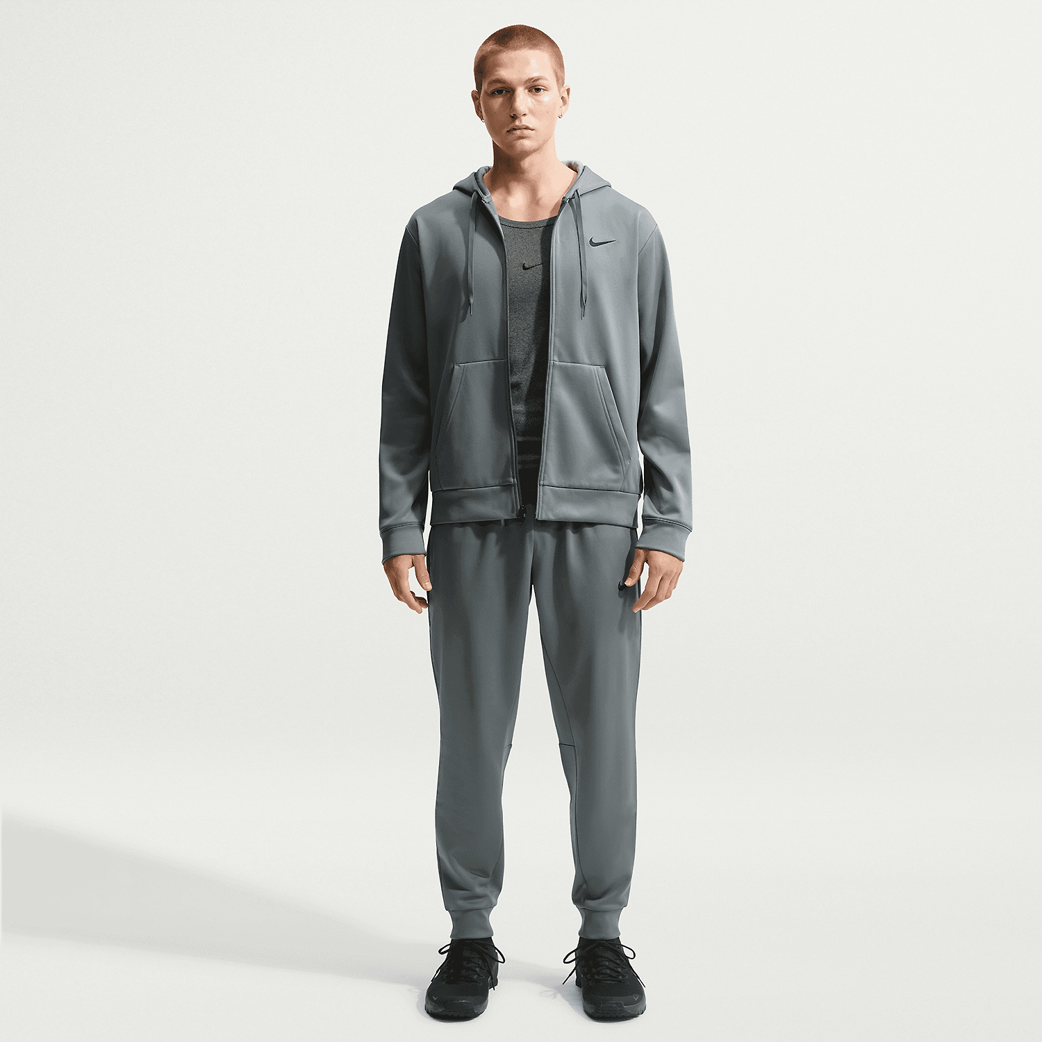 Herren Nike Hellgrau