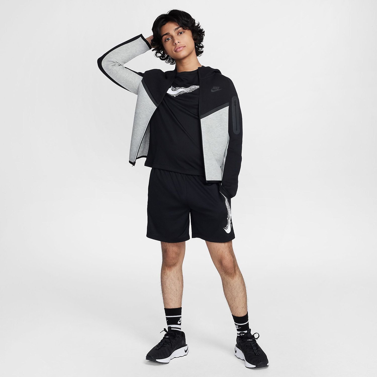 Kinder Nike Schwarz B NK DF MULTI SS TOP HBR 010 M Hemd