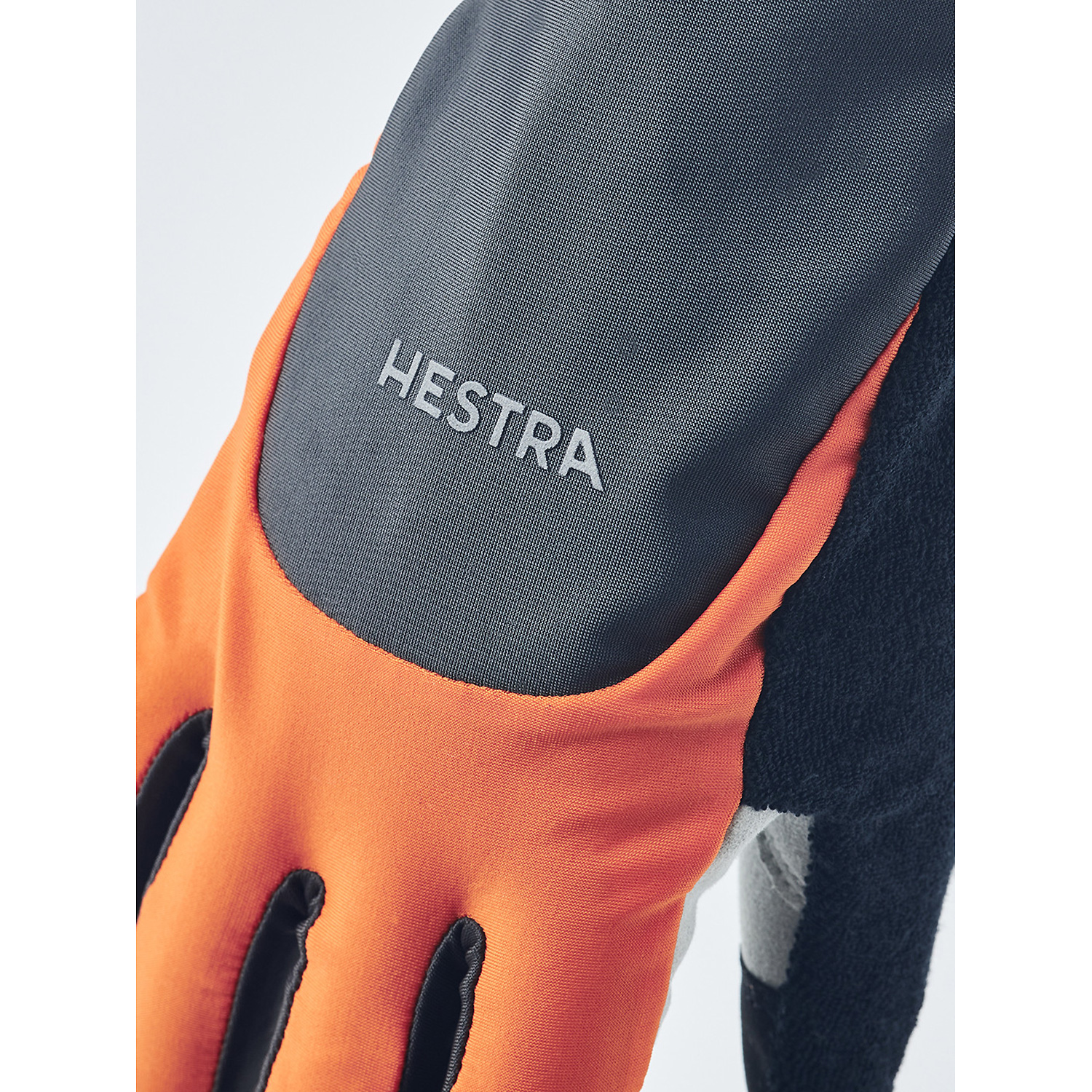Unisex Hestra Grau